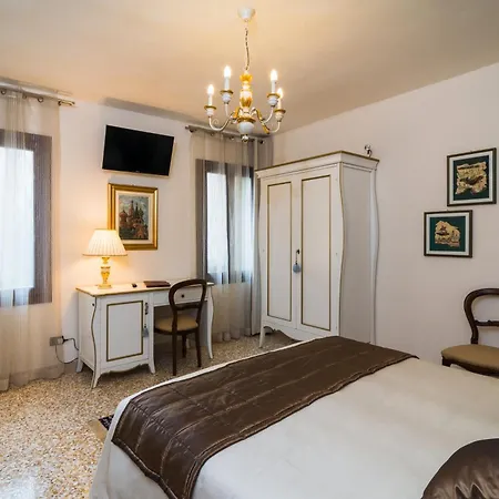 Hotel Relais San Nicolo Treviso Exterior photo